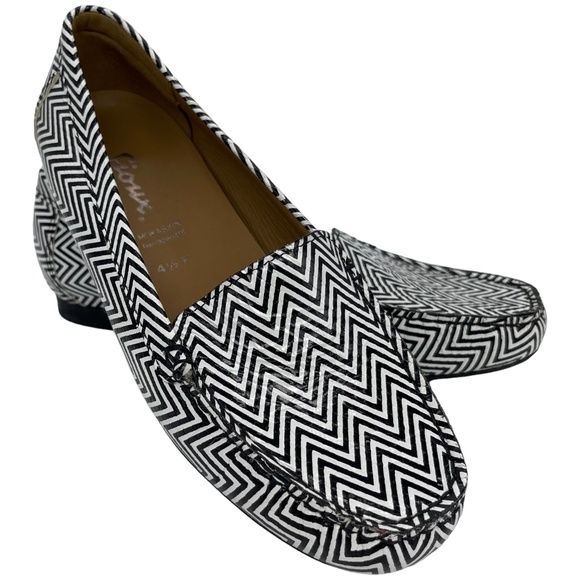 Sioux Shoes - SOLD Sioux Mocassin Black White Loafers Chevron Print Flats Women UK 4.5 US 6.5